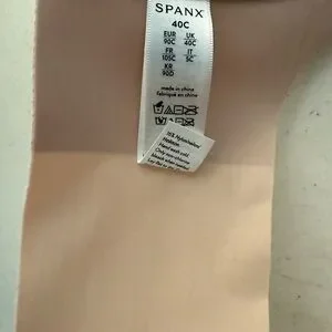 SPANX | Intimates & Sleepwear | Spanx Womens 4c Light Push Up Strapless ...